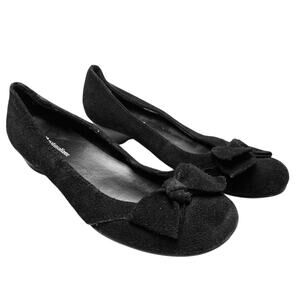 NATURALIZER Genuine Suede Leather Low Heels sz 8